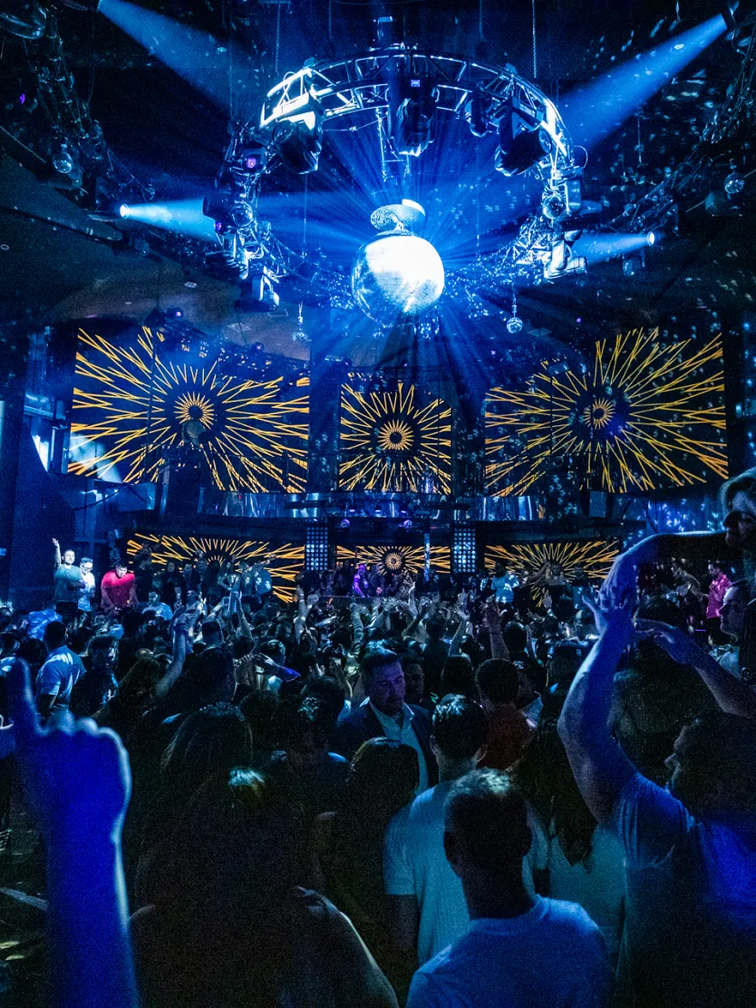 HQ Header